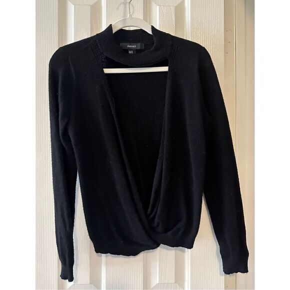 Forever 21 knit sweater mock neck open V criss cross front size M - Picture 1 of 4